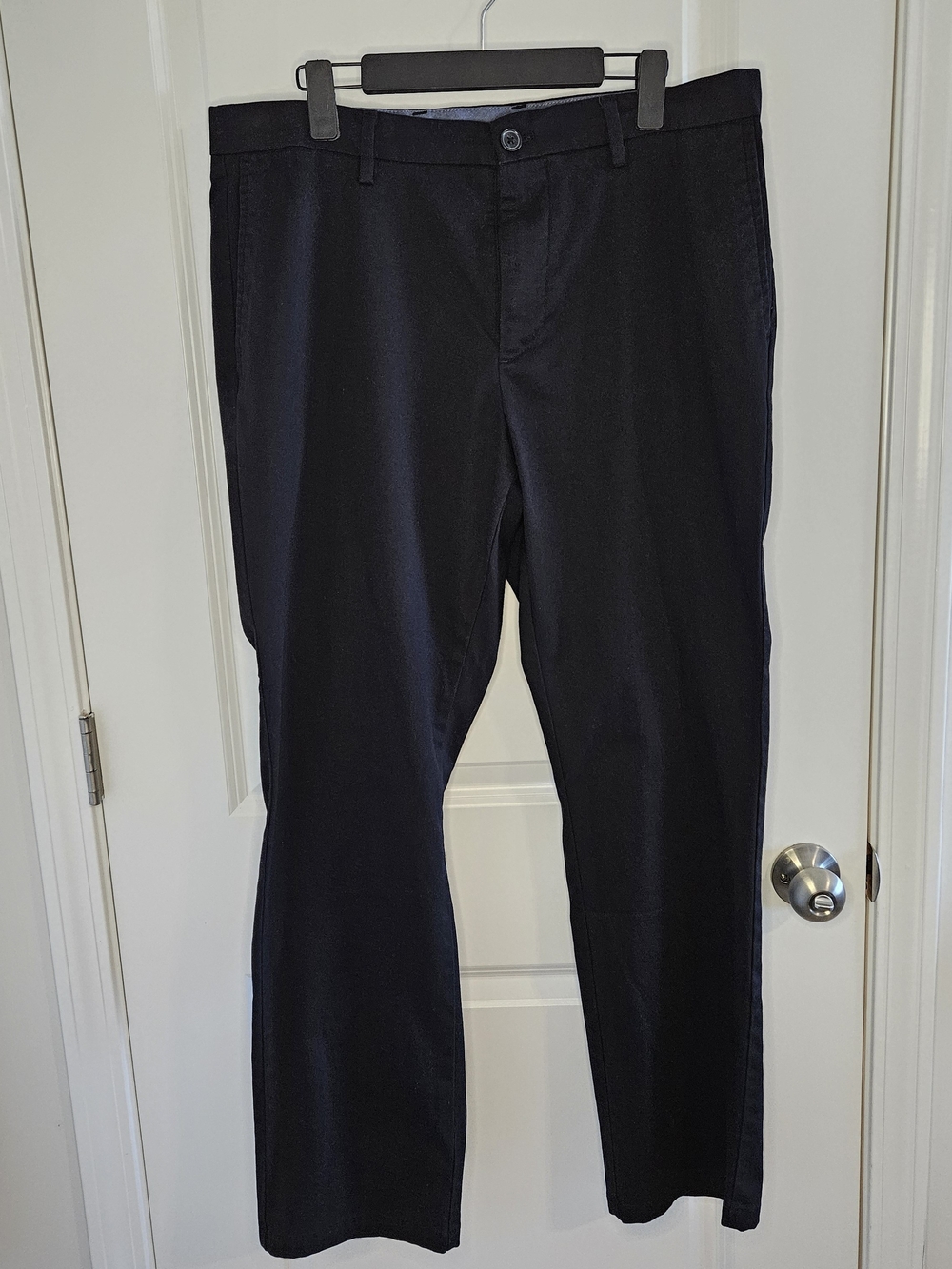 Old Navy Men's Black Chinos - Classic Straight 36 X 32